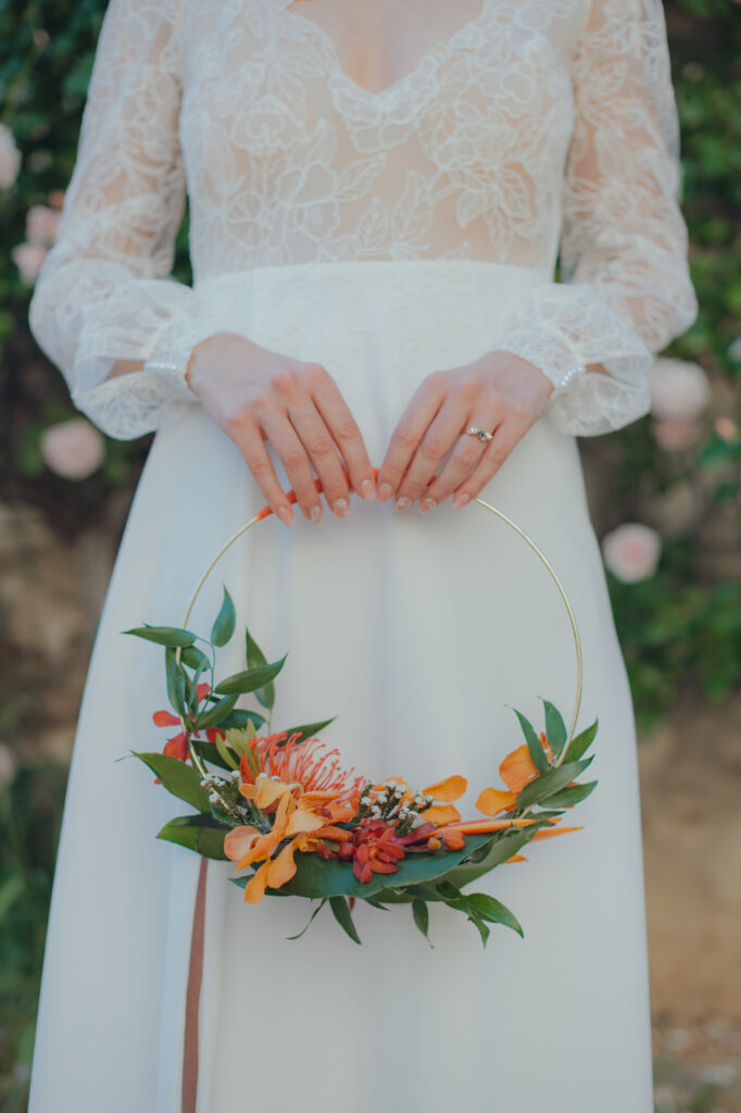 Robe de mariée sur mesure en dentelle — Atelier Aurélie Mey Drôme
